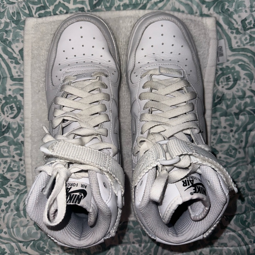 White Custom High Top Air Force One White with Olive Green Bottoms Size 7.5